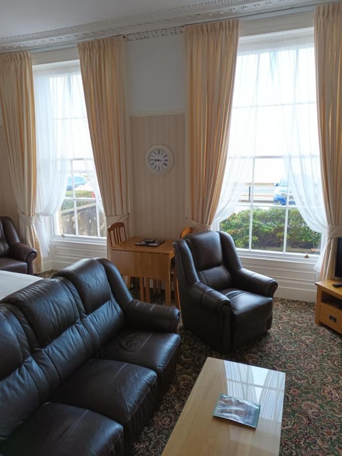 Eden Vale Ground Floor Sea View Apartment Моркем Екстер'єр фото