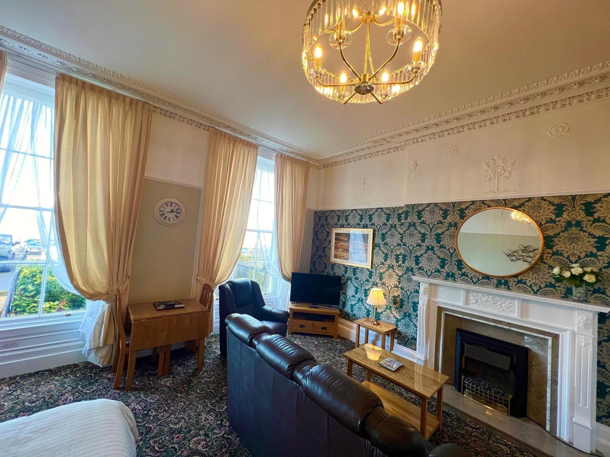 Eden Vale Ground Floor Sea View Apartment Моркем Екстер'єр фото